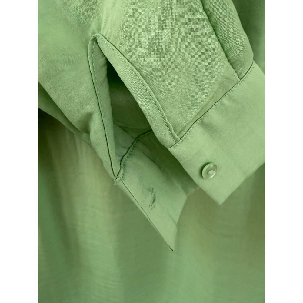 Maison d’Amélie Paris Green Blouse XS | Flowy V-Neck Top - Picture 5 of 7